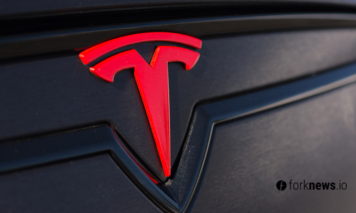 Tesla потеряла всю прибыль, полученную от инвестиций в BTC